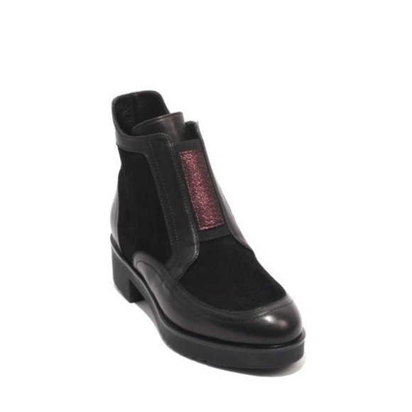 ITALIAN Black Bordo Leather Suede Ankle Heel Boots - Picture 1 of 8